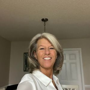 Meet your Posher, Cindy